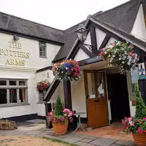 A photo of The Potters Arms restaurant