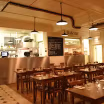Foto von St John Bread and Wine Restaurant