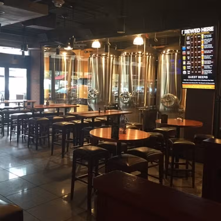 Interior - Gordon Biersch Brewery Restaurant - Baltimore, Baltimore, MD
