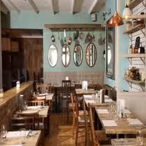 A photo of Hinnies Restaurant restaurant