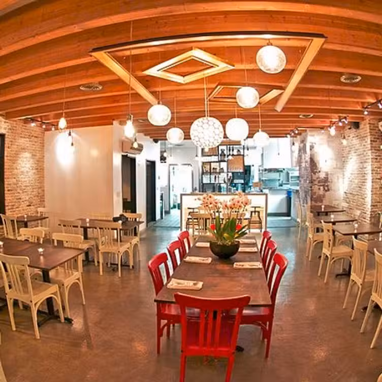 Piacere Inside - Piacere Mio Ristorante, San Diego, CA