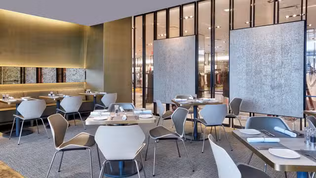 A photo of NM Cafe at Neiman Marcus - Roosevelt Field restaurant