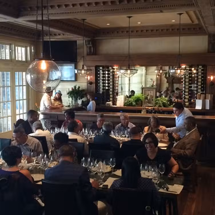 Zina Lounge, Sonoma, CA