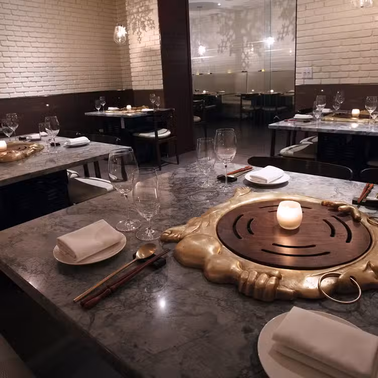 Interior - Kristalbelli - Permanently Closed, New York, NY