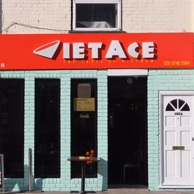 Exterior - Viet Ace, London, 