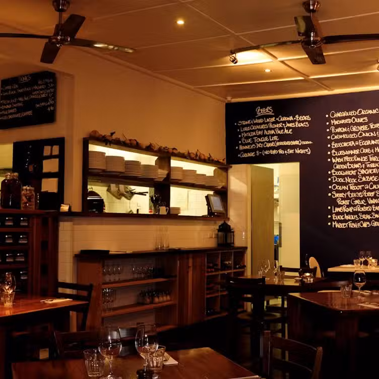 Interior - The Blue Swimmer at Seahaven, Gerroa, AU-NSW