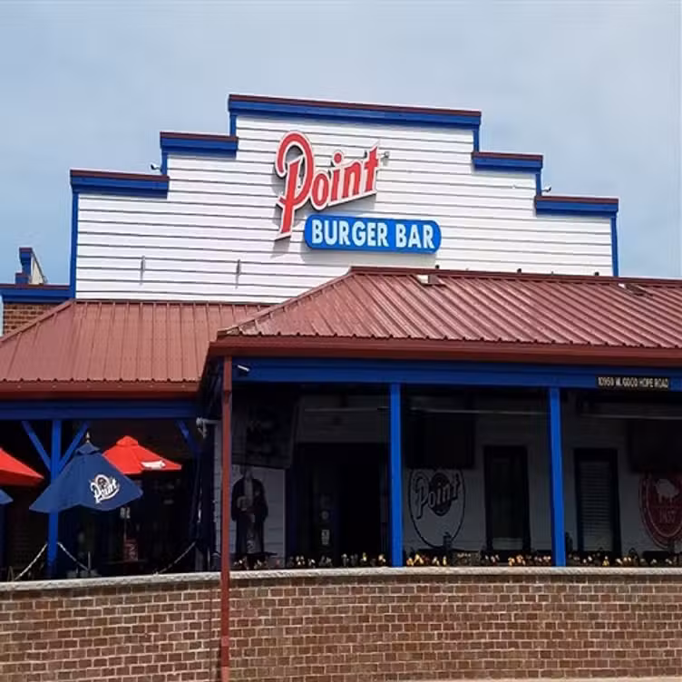 Buitenkant - Point Burger Bar - Milwaukee - Permanently Closed, Milwaukee, WI