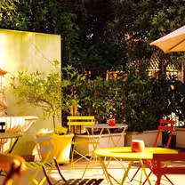A photo of Bistro Meme restaurant