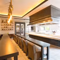 Una foto del restaurante The Kitchen - Four Seasons Westlake Village