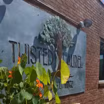 Una foto del restaurante Twisted Laurel Downtown