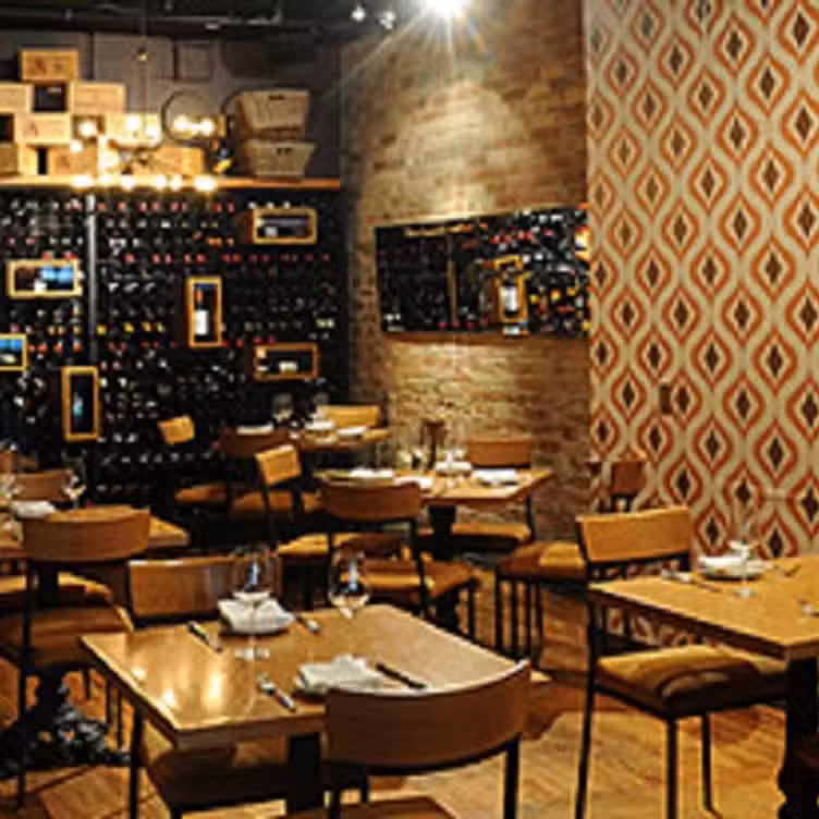 Wine Bar - Toronto - Permanently Closed, Toronto, ON