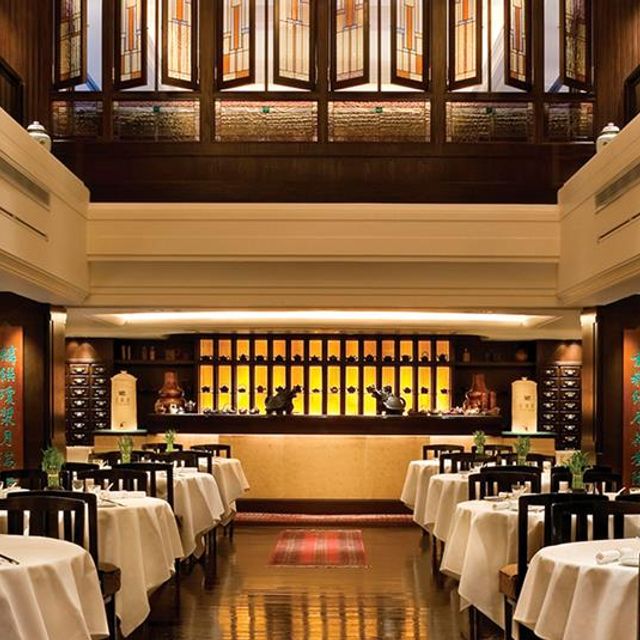 Spring Moon - The Peninsula Hong Kong - Updated 2026, Cantonese ...
