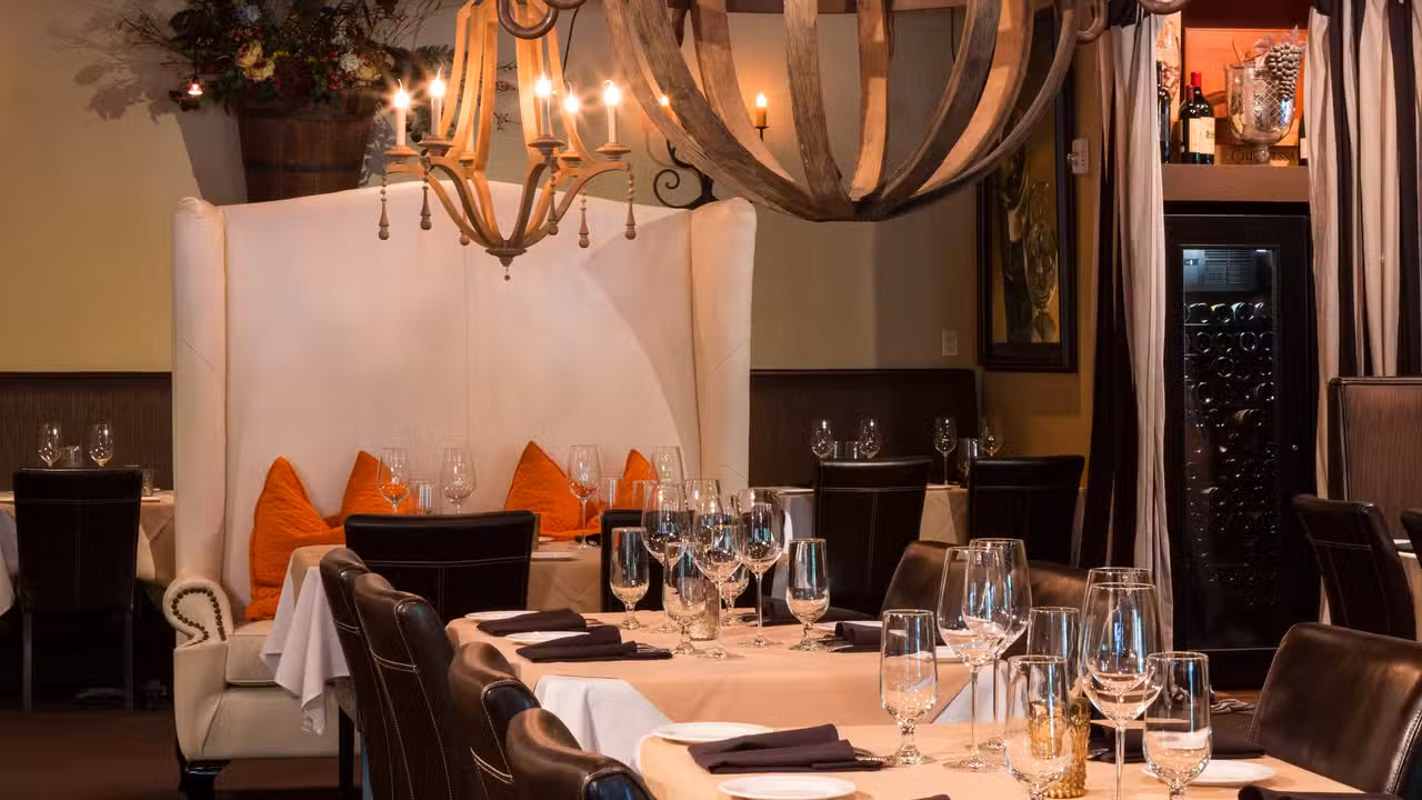 Innen - Restaurant Paradis, Rosemary Beach, FL
