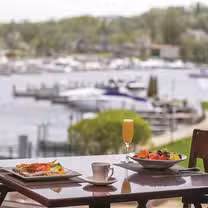 Foto von 240° West Restaurant
