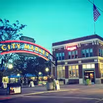 A photo of Brown & Loe restaurant