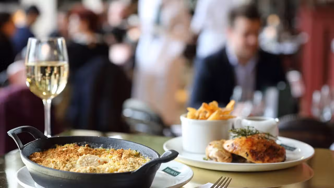 Binnenkant - Browns -  Reading, Reading, Berkshire