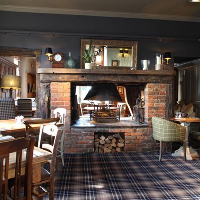 The Dun Cow - Updated 2026, International Restaurant in Rugby, Warwickshire