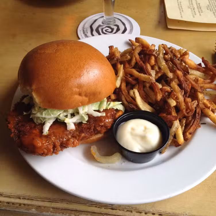 Comida - The Brewer's Art, Baltimore, MD