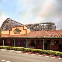 A photo of Mrs. Knott's Chicken Dinner restaurant