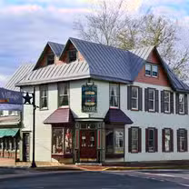 A photo of Robin's Nest Restaurant restaurant