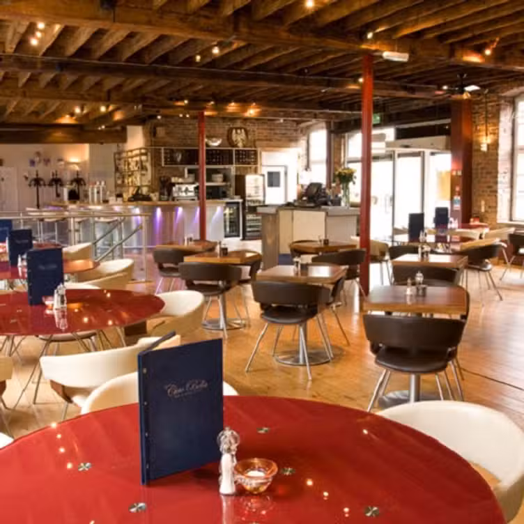 Interior - Ciao Bella, Leeds, West Yorkshire