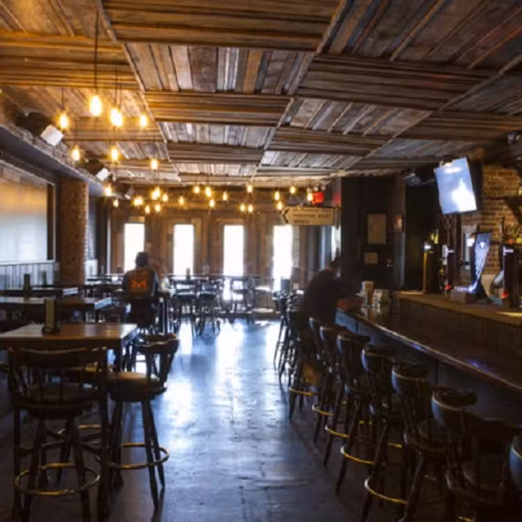 Interior - Passage Irish Bar & Kitchen, Astoria, NY