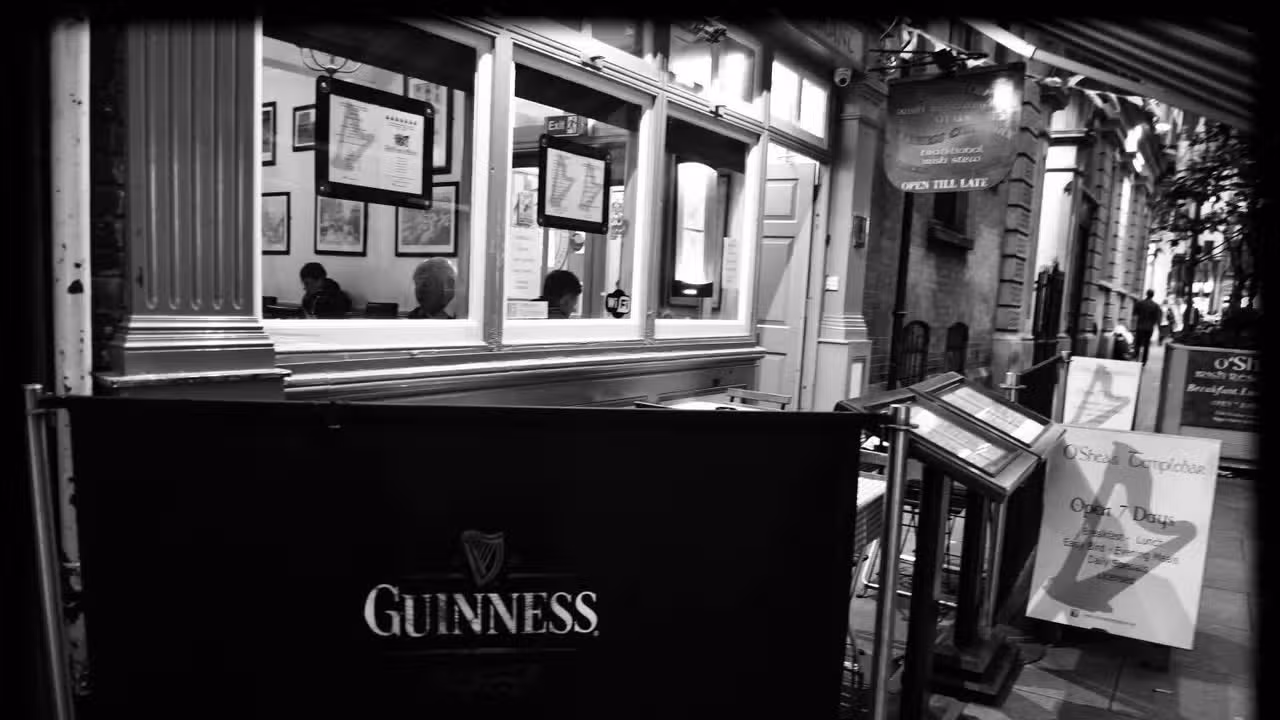 Buitenkant - O'Shea's Irish Restaurant, Dublin, Co. Dublin