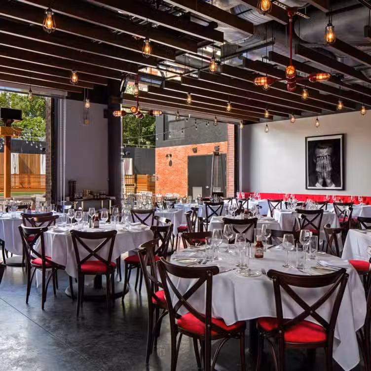 Dining room - BV's Grill at Time Hotel, Nyack, NY
