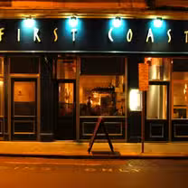 Una foto del restaurante First Coast