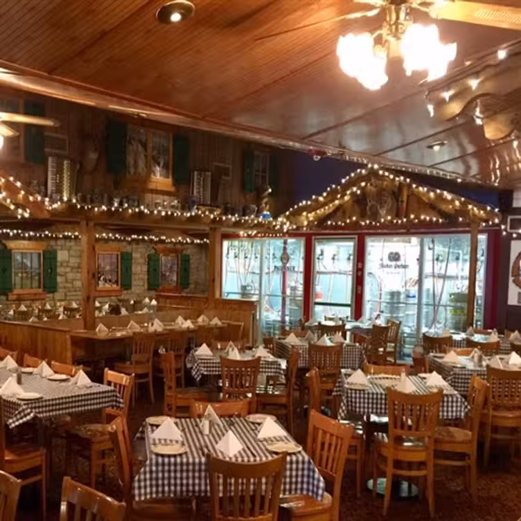 Gasthof Zur Gemutlichkeit, Minneapolis, MN