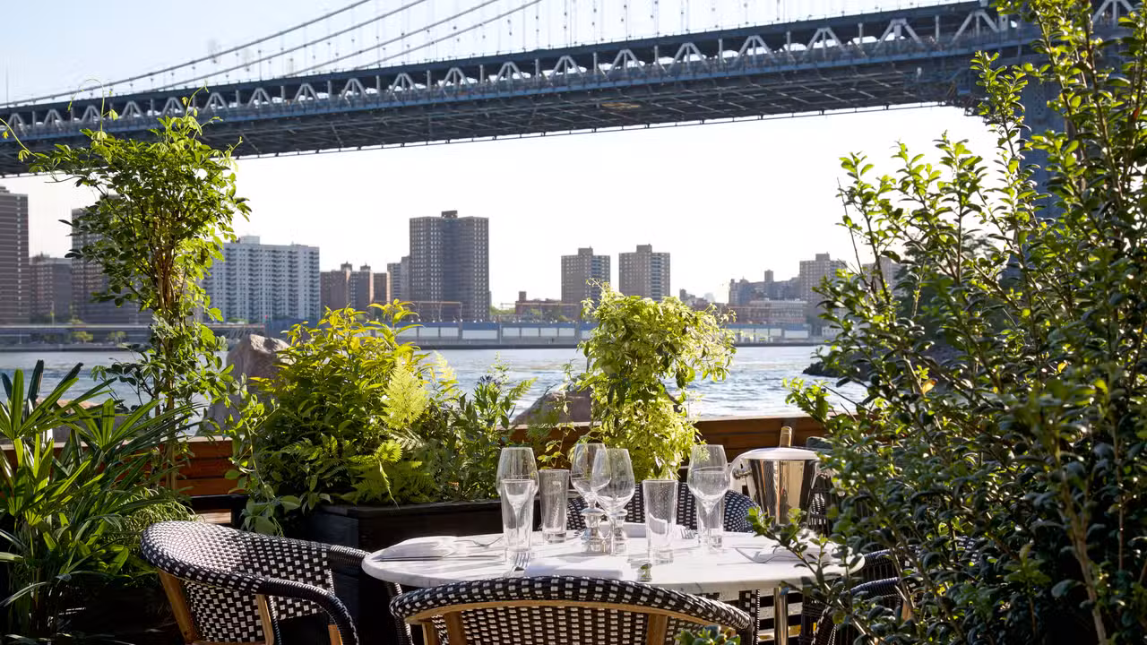 Buitenkant - Cecconi's Dumbo, Brooklyn, NY