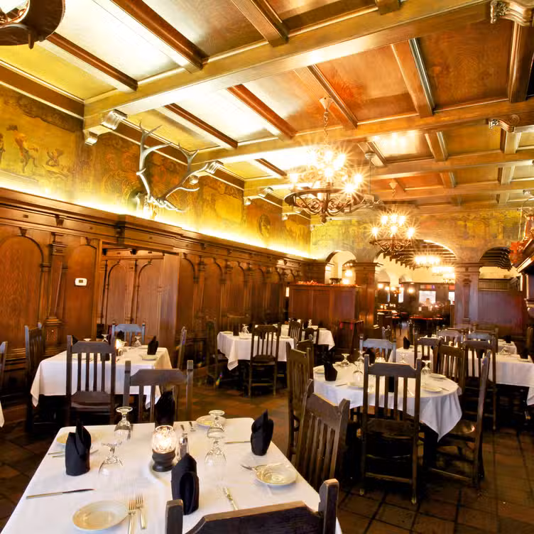 Binnenkant - Pickwick Restaurant, Duluth, MN