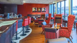 Foto von Emils Bar Restaurant
