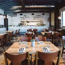 Una foto del restaurante Matt's Stock Island Kitchen & Bar at The Perry Hotel