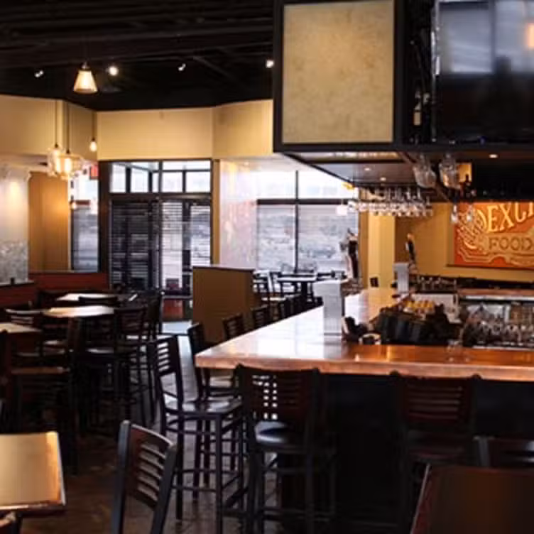Binnenkant - Exchange Food & Drink, New Brighton, MN
