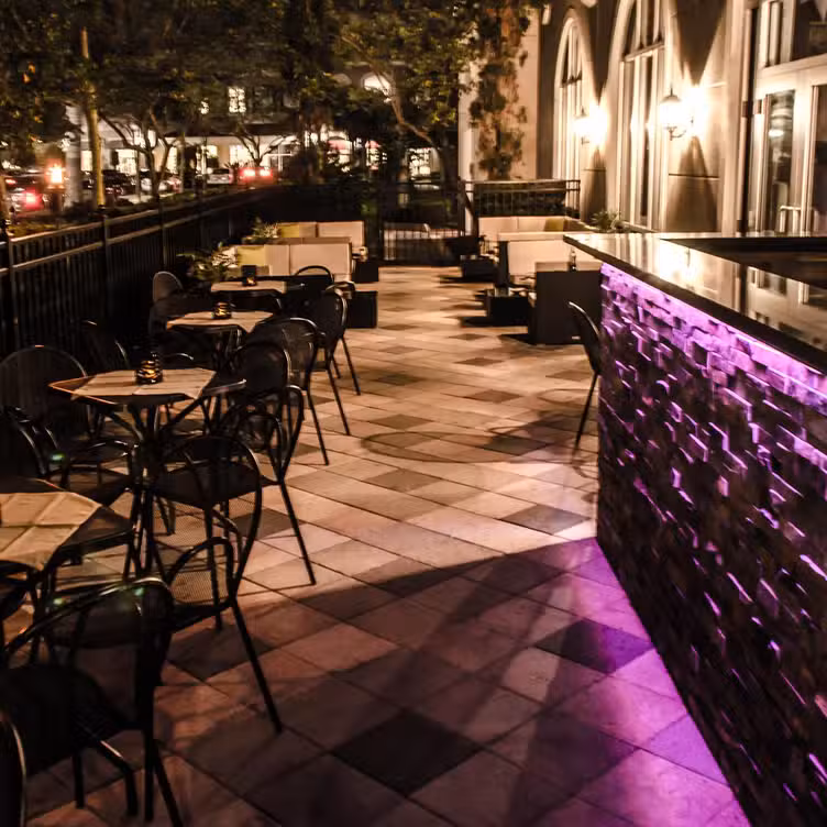 Exterior - Salsa Cuban Restaurant & Lounge, Naples, FL
