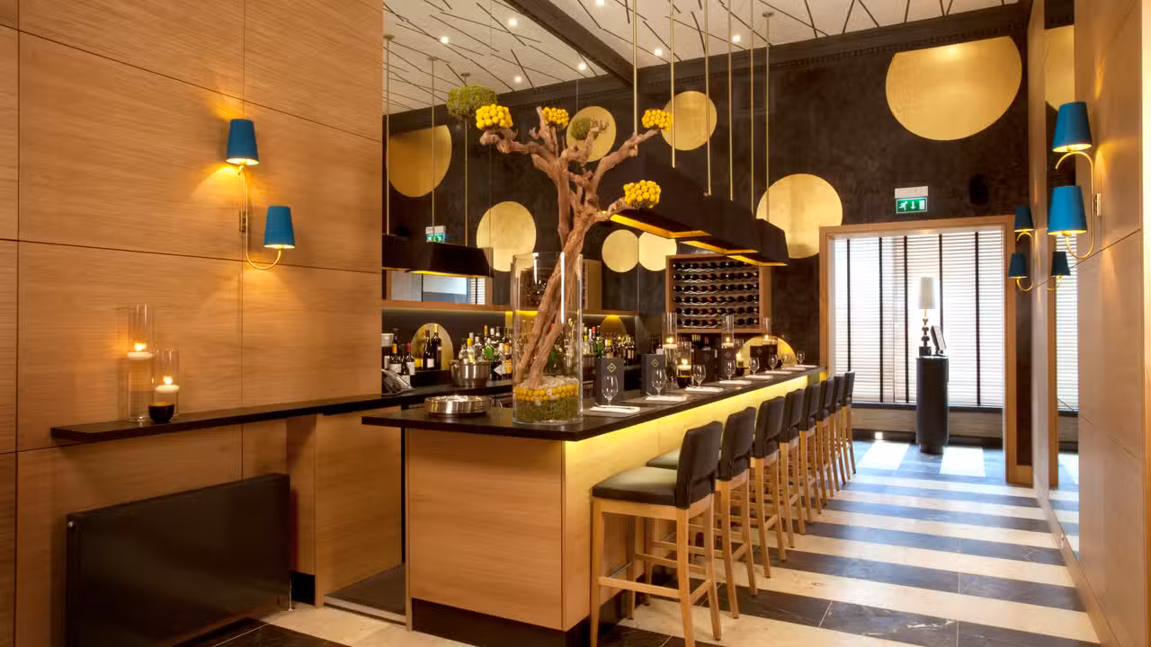 Honours-lounge To Bar Horizbitnl - The Honours by Martin Wishart, Edinburgh, 