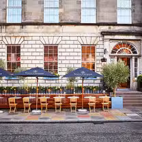 Foto von Tigerlily Restaurant