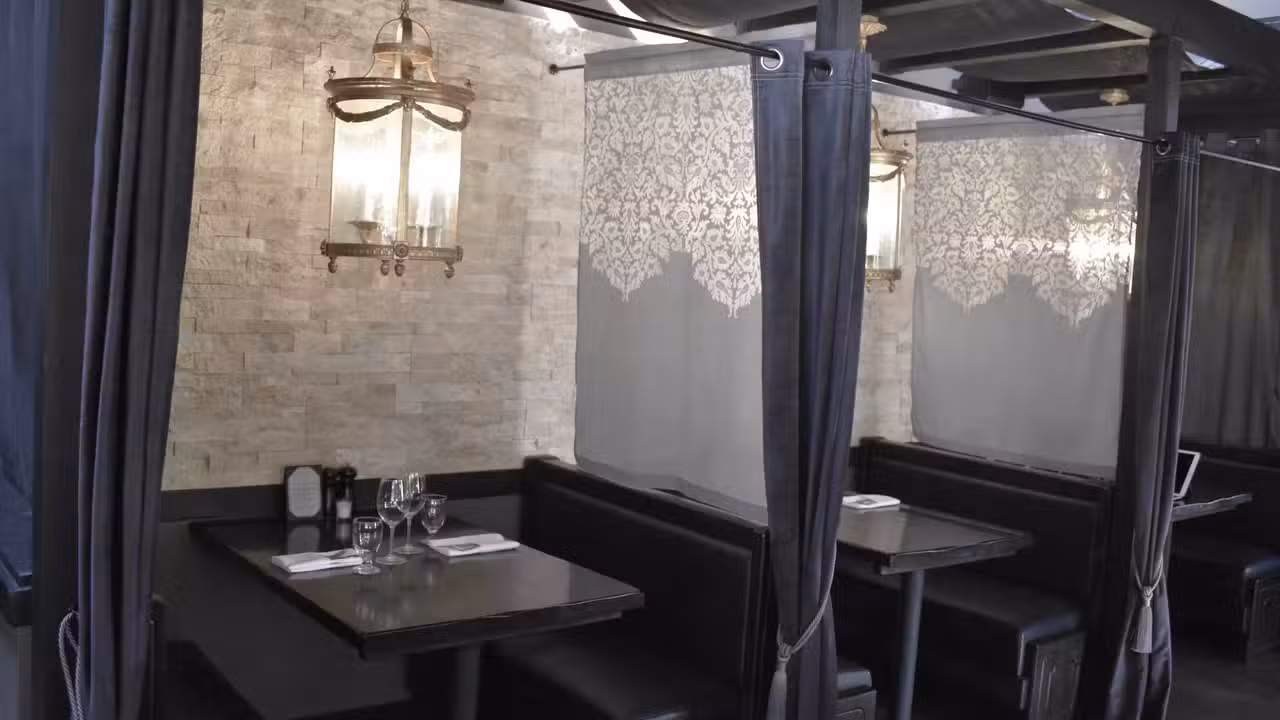 Nico's Interior - Nico's 1508 CA Berkeley