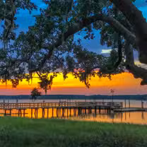 A photo of Skull Creek Dockside Restaurant restaurant