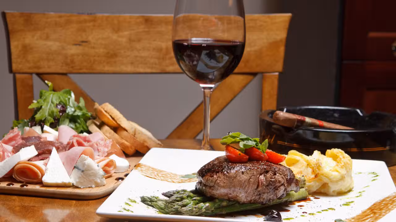 Food - Mona Lounge & Cigar Bar, Glen Allen, VA