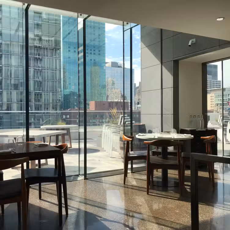 Interior - GreenRiver - Permanently Closed, Chicago, IL