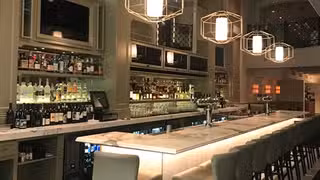 Foto von Nick's South Lake Ave Restaurant