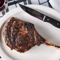 A photo of Gibsons Bar & Steakhouse - Oak Brook restaurant