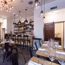 Foto von Dulce Vida Latin Bistro Restaurant