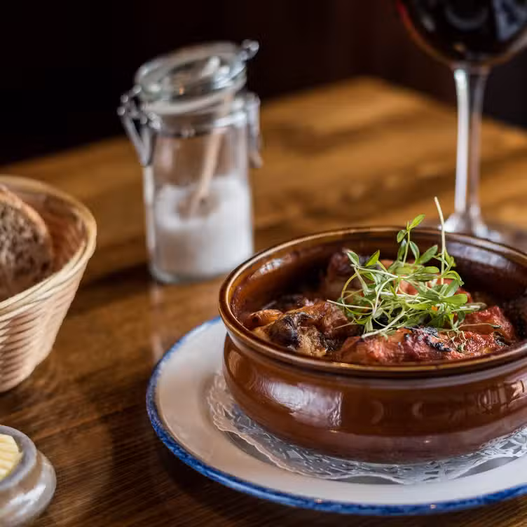Eten - Toulouse Lautrec Restaurant & Jazz Club, London, 