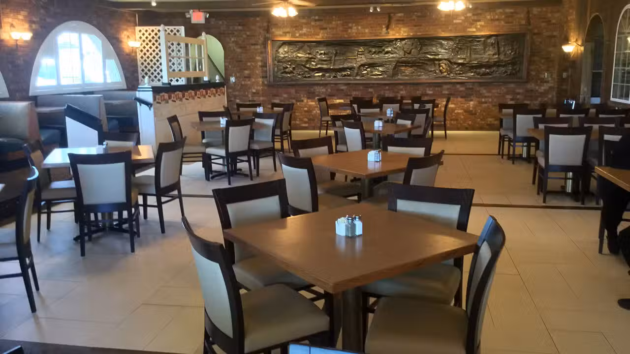 Dining Area - Parkway Cafe - Permanently Closed, Casper, WY