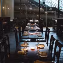 A photo of Rooster's Wood Fired Kitchen Uptown Charlotte restaurant