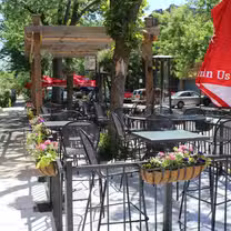 Foto von Brownstone Restaurant