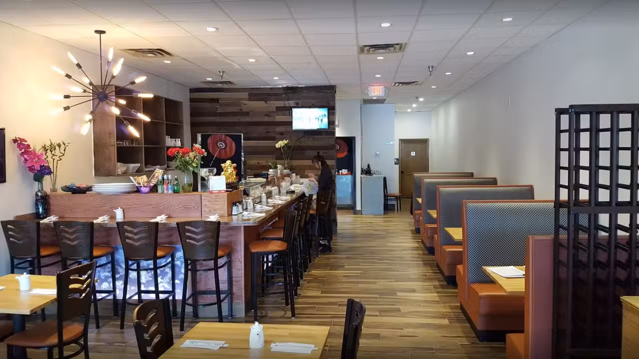 Binnenkant - Waraku Japanese Restaurant, Fairfax, VA